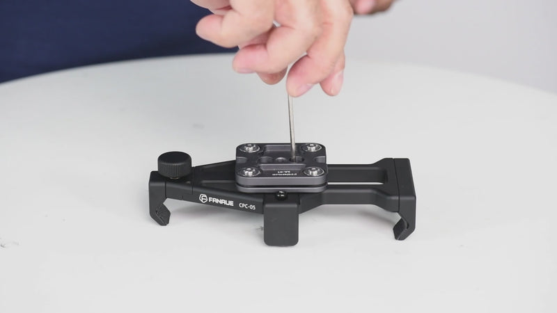 Load and play video in Gallery viewer, FANAUE Motorcycle Phone Mount With 1 inch Ball
