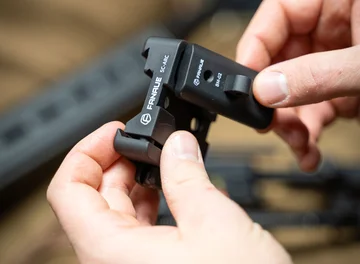 最佳SC-ARC步枪两脚架夹具 | FANAUE必备猎鹿装备